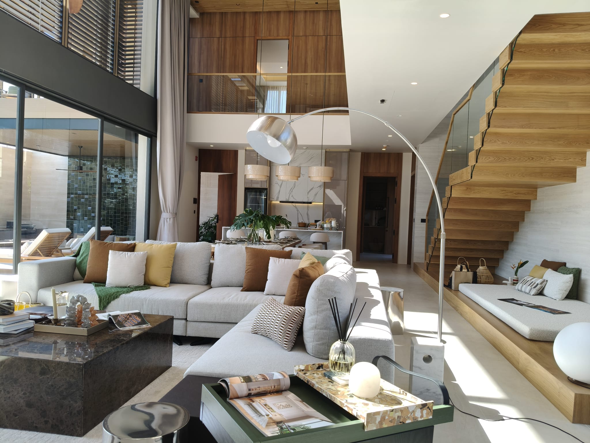 5 Bedrooms villa – Bang Tao1.56 (1) 5-Bedroom Modern Pool Villa in Cherngtalay, Phuket