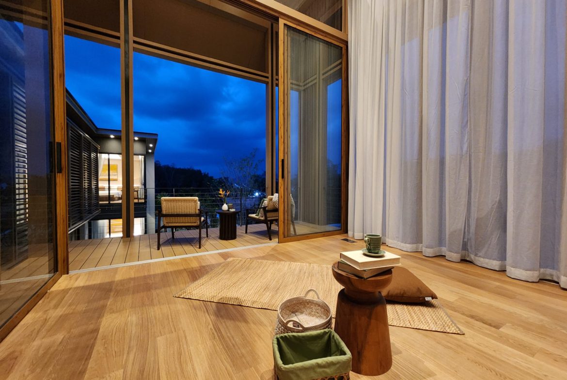 5-Bedroom Modern Pool Villa in Cherngtalay, Phuket