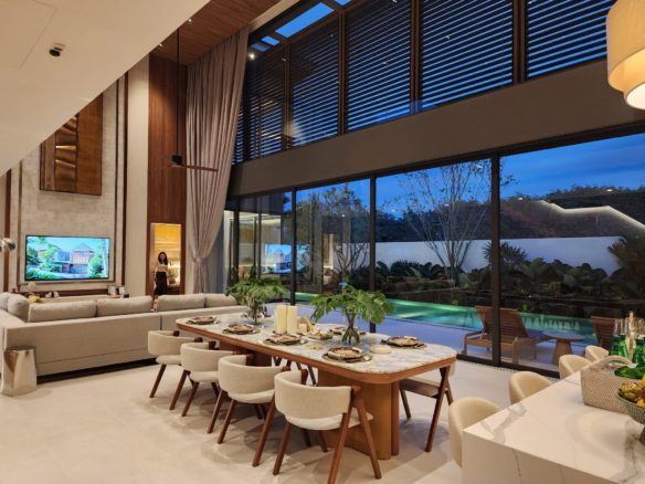 5-Bedroom Modern Pool Villa in Cherngtalay, Phuket