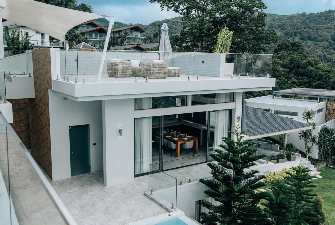 6 Bedroom Sea View Villa in Kamala