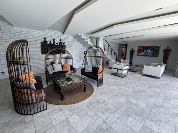 6 Bedroom Sea View Villa in Kamala