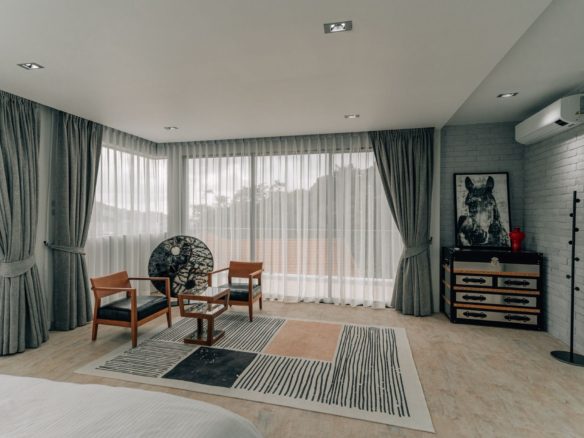 6 Bedroom Sea View Villa in Kamala