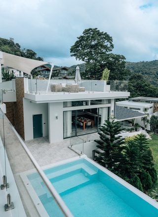 6 Bedroom Sea View Villa in Kamala