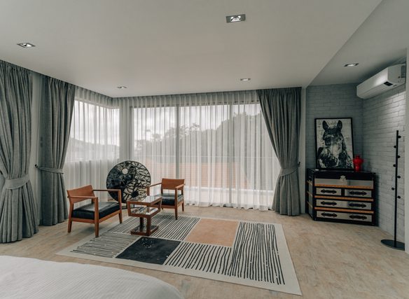 6 Bedroom Sea View Villa in Kamala