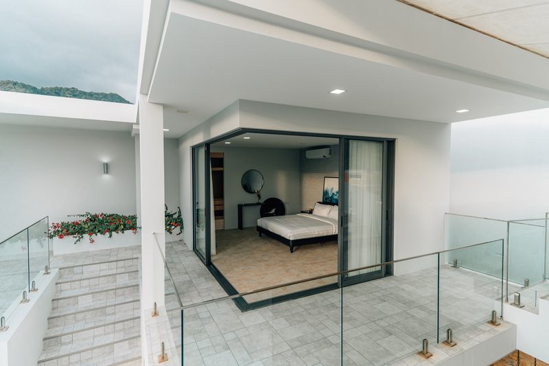 6 Bedroom Sea View Villa in Kamala