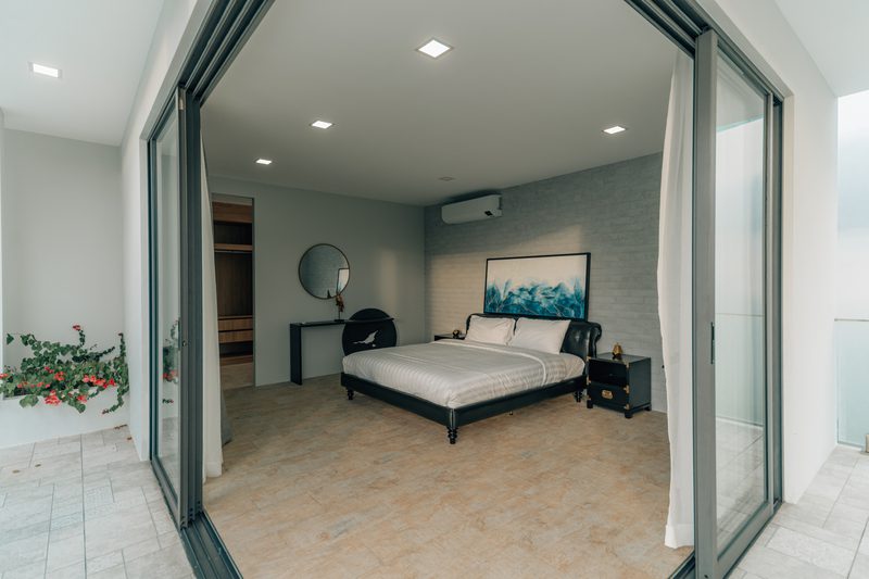6 Bedroom Sea View Villa in Kamala
