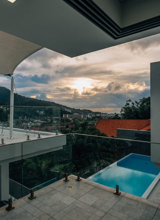 6 Bedroom Sea View Villa in Kamala