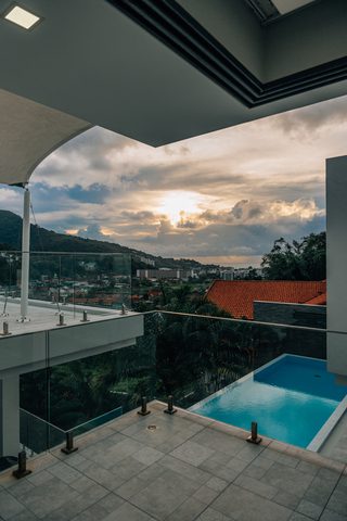 6 Bedroom Sea View Villa in Kamala
