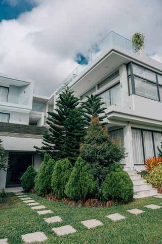 6 Bedroom Sea View Villa in Kamala