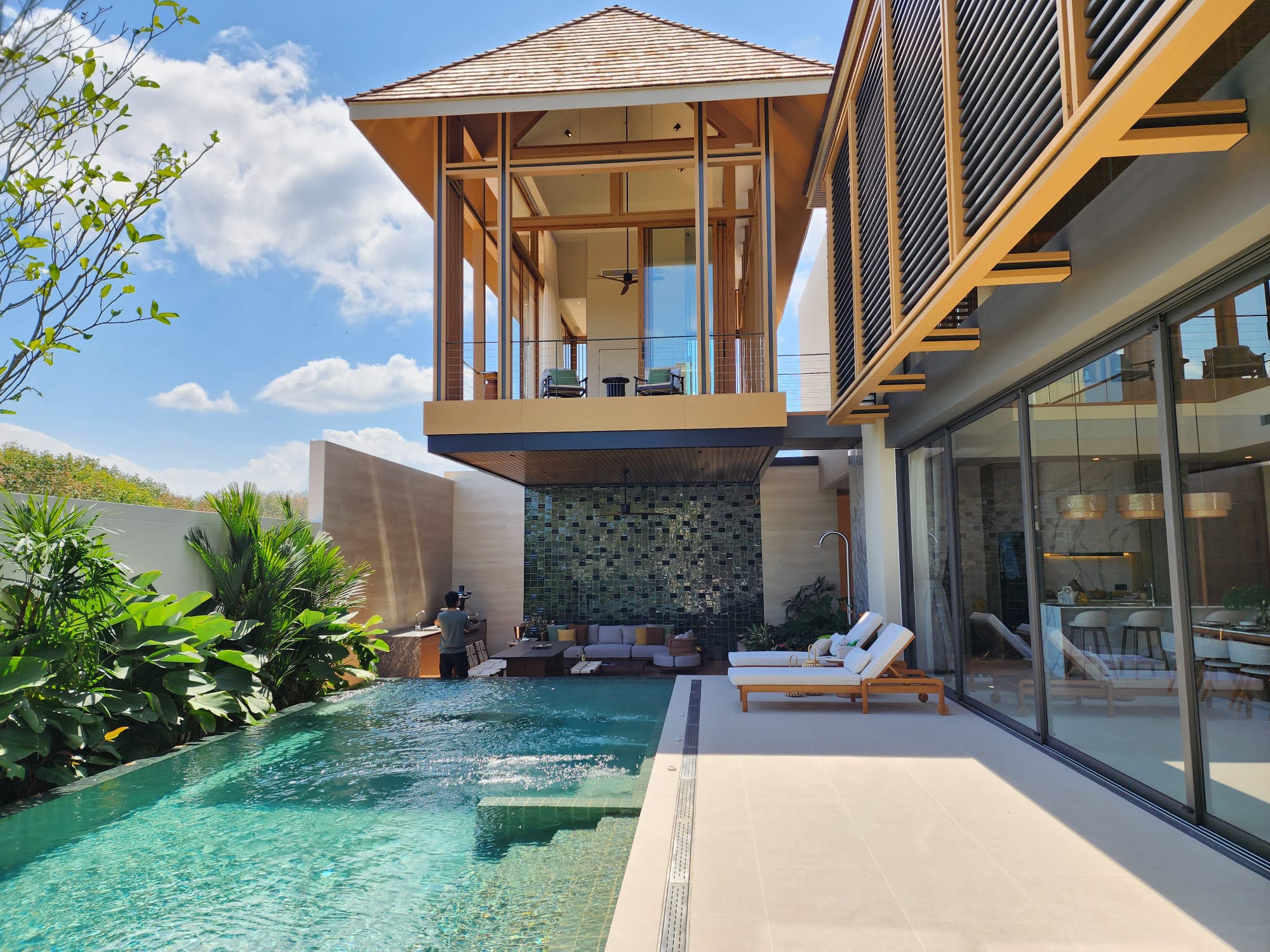 Annara Residences 4 to 5 Bedroom Exclusive Villa 5-Bedroom Modern Pool Villa in Cherngtalay, Phuket
