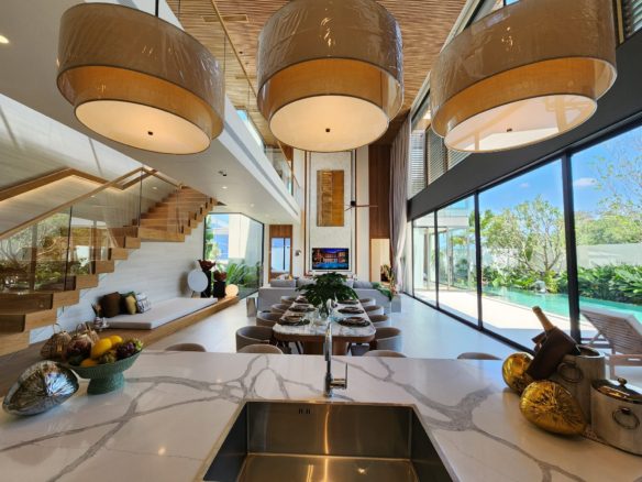 5-Bedroom Modern Pool Villa in Cherngtalay, Phuket