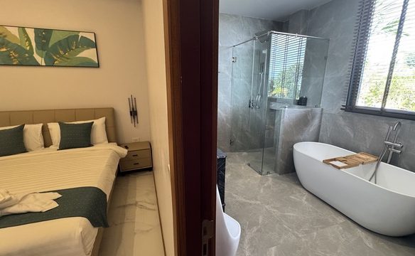 5 Bedroom Sea View Villa in Layan, Phuket