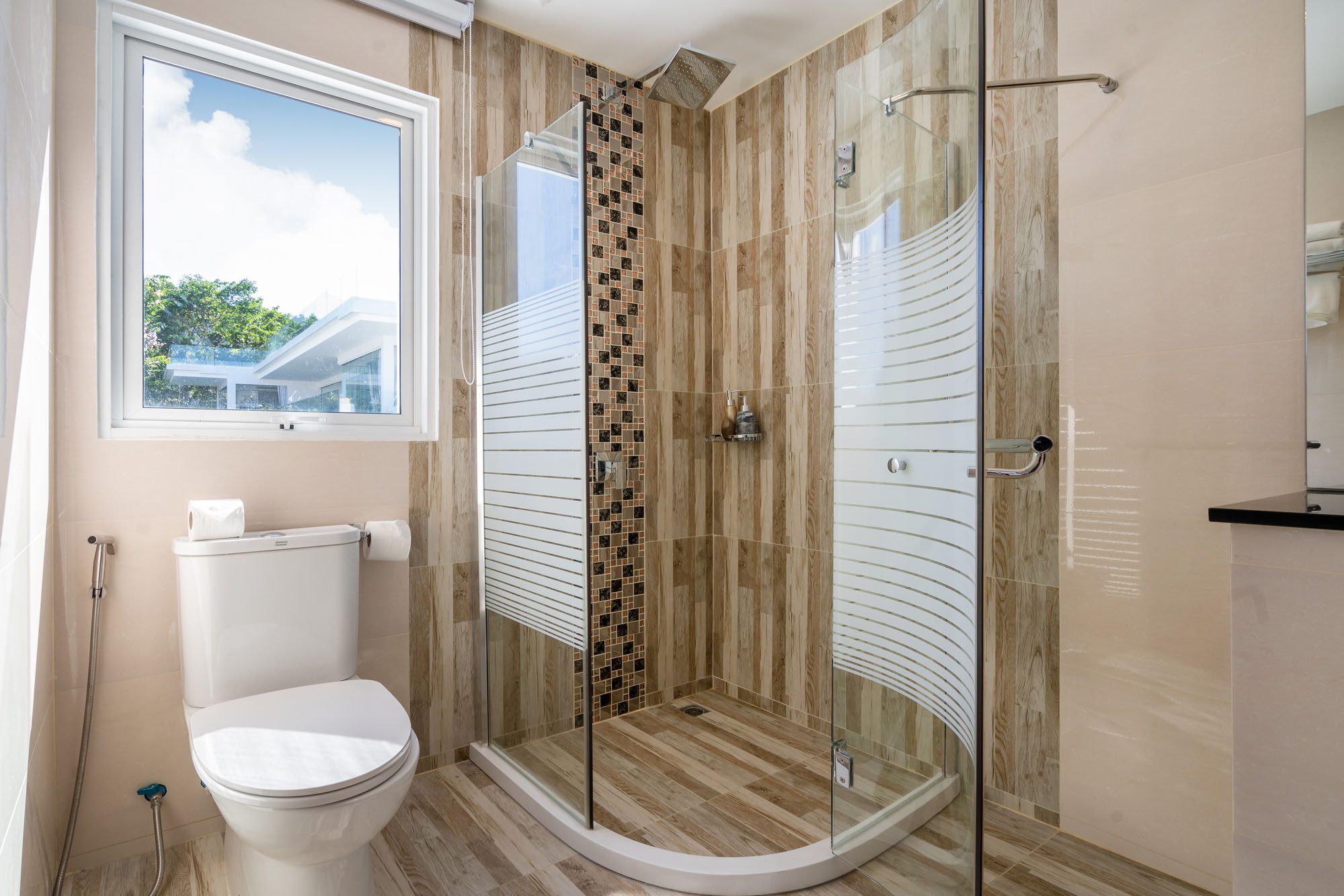 Exquisite 10-BR Sea View Villa – Infinity Pool – Patong 49 10-BR Sea View Villa with Infinity Pool