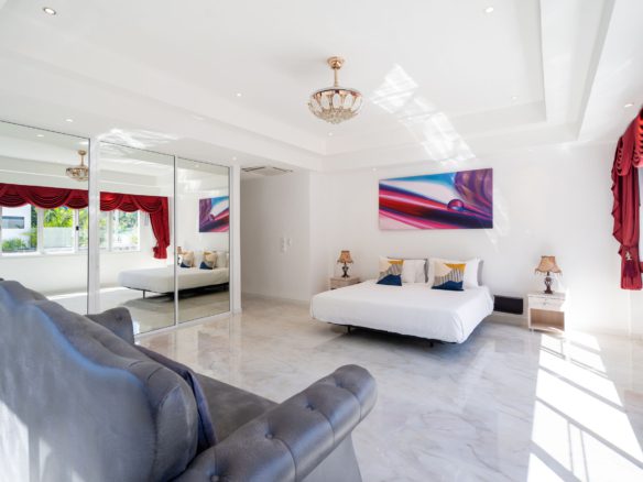 10-BR Sea View Villa with Infinity Pool