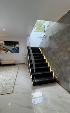 5 Bedroom Sea View Villa in Layan, Phuket