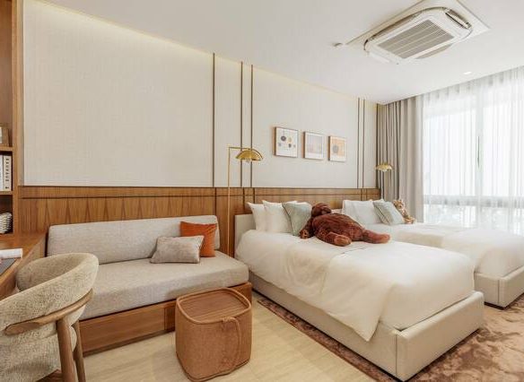 3 Bedroom Lakefront Pool Villa in Cherngtalay