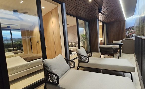 2 Bedroom Lakeview Condominium in Laguna Phuket