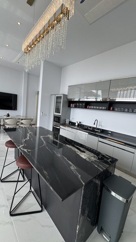 5 Bedroom Sea View Villa in Layan, Phuket