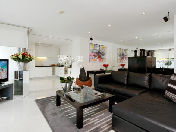Exquisite Garden Loft Deluxe Suite in Vibrant Patong.
