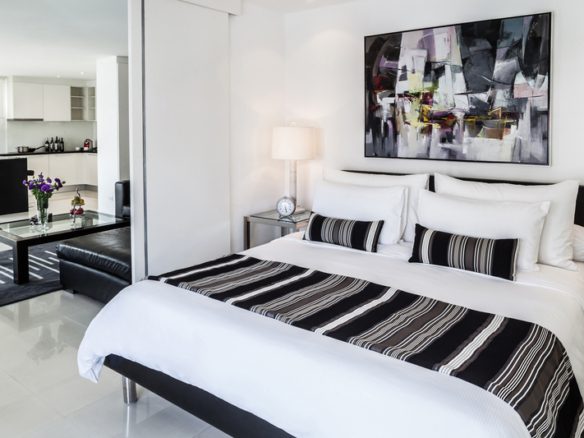 Exquisite Garden Loft Deluxe Suite in Vibrant Patong.