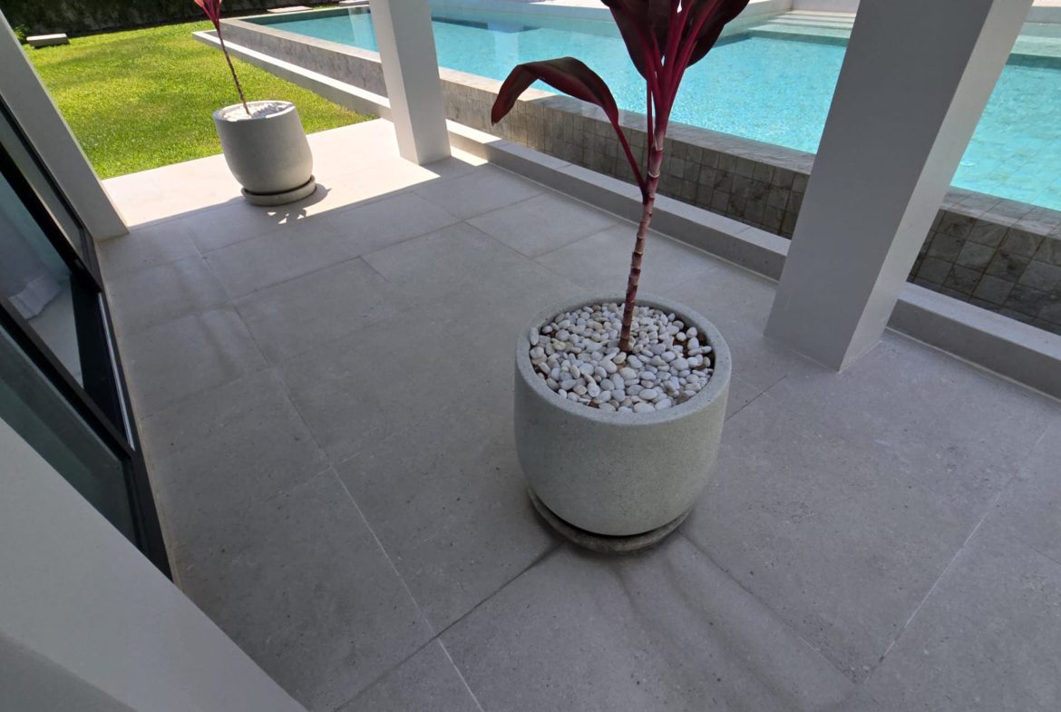 3+1 Bedroom Upgraded Pool Villa with Large Plot in Bang Tao