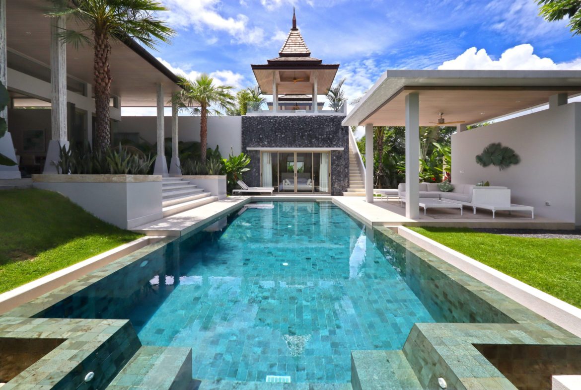 Luxury Balinese-Style Villas in Layan