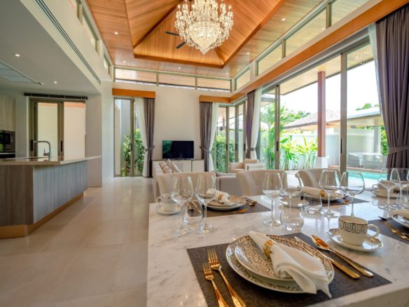 Luxury Balinese-Style Villas in Layan