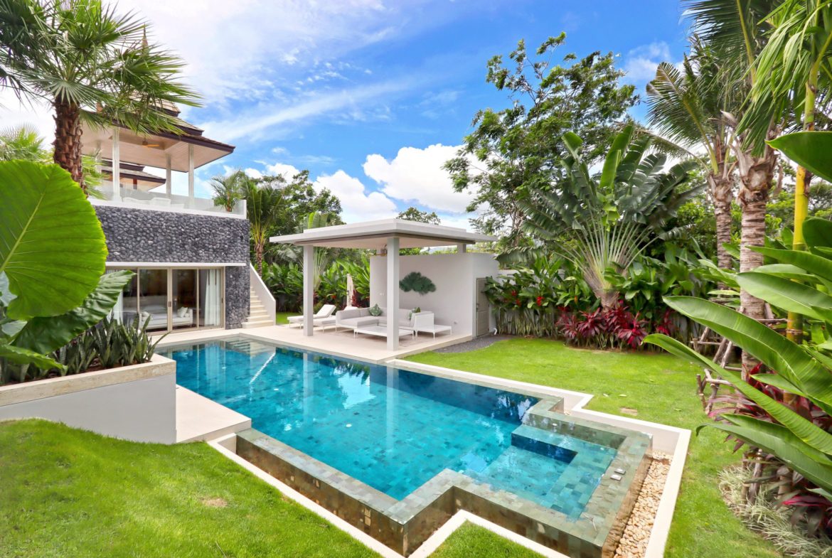 Luxury Balinese-Style Villas in Layan