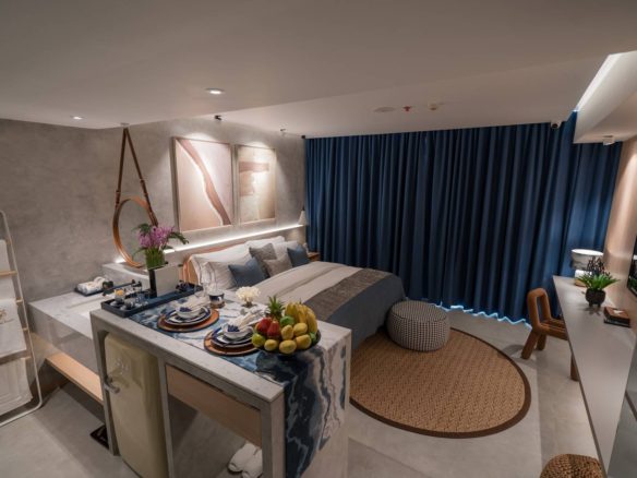 Luxury Beachfront Living 2-Bedroon Condo in Layan