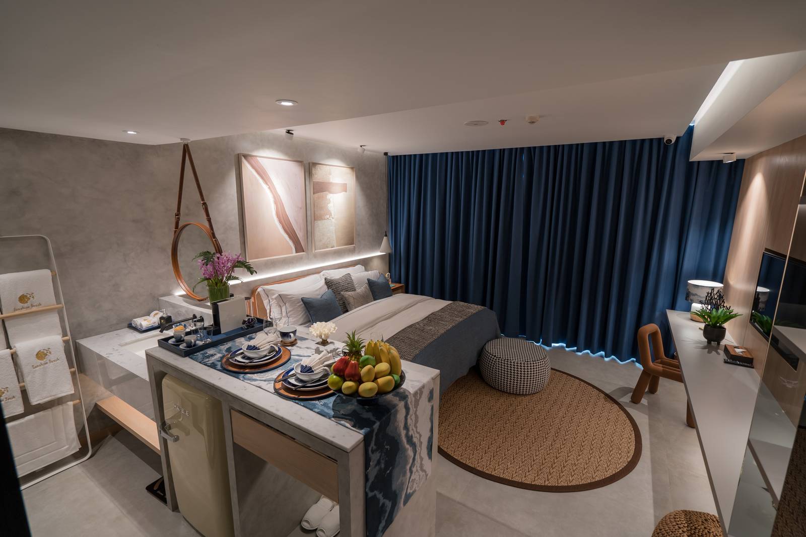 Luxury Beachfront Living Condo in Layan 15 Luxury Beachfront Living 2-Bedroon Condo in Layan