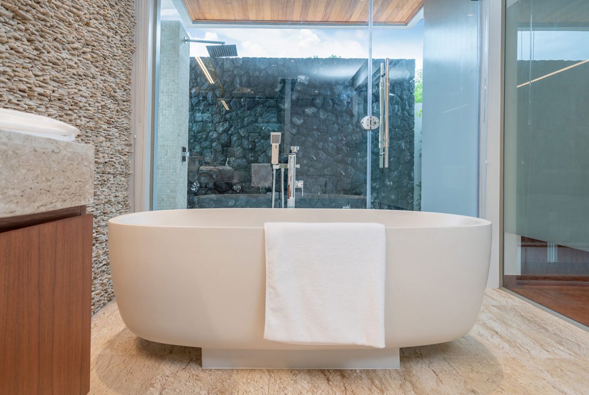 Luxury Living in Phuket’s Enchanting Rainforest