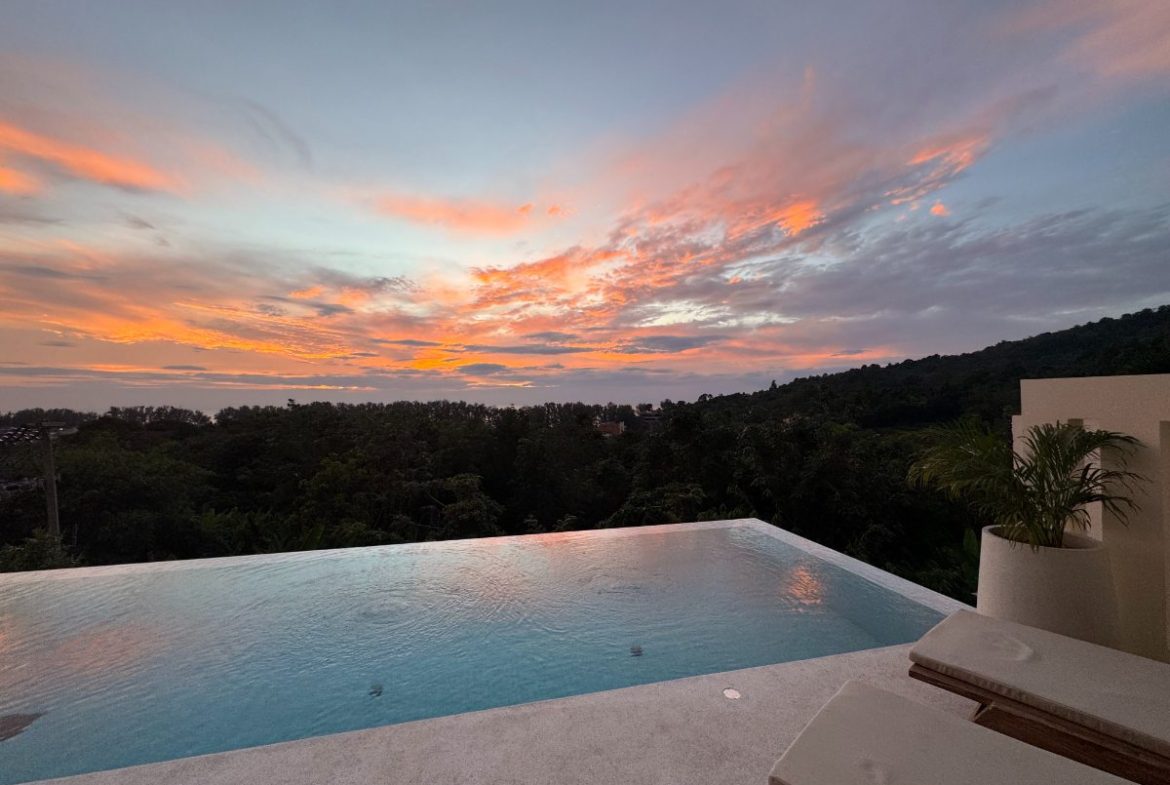 Mandarin Villa Nai Thon Beach