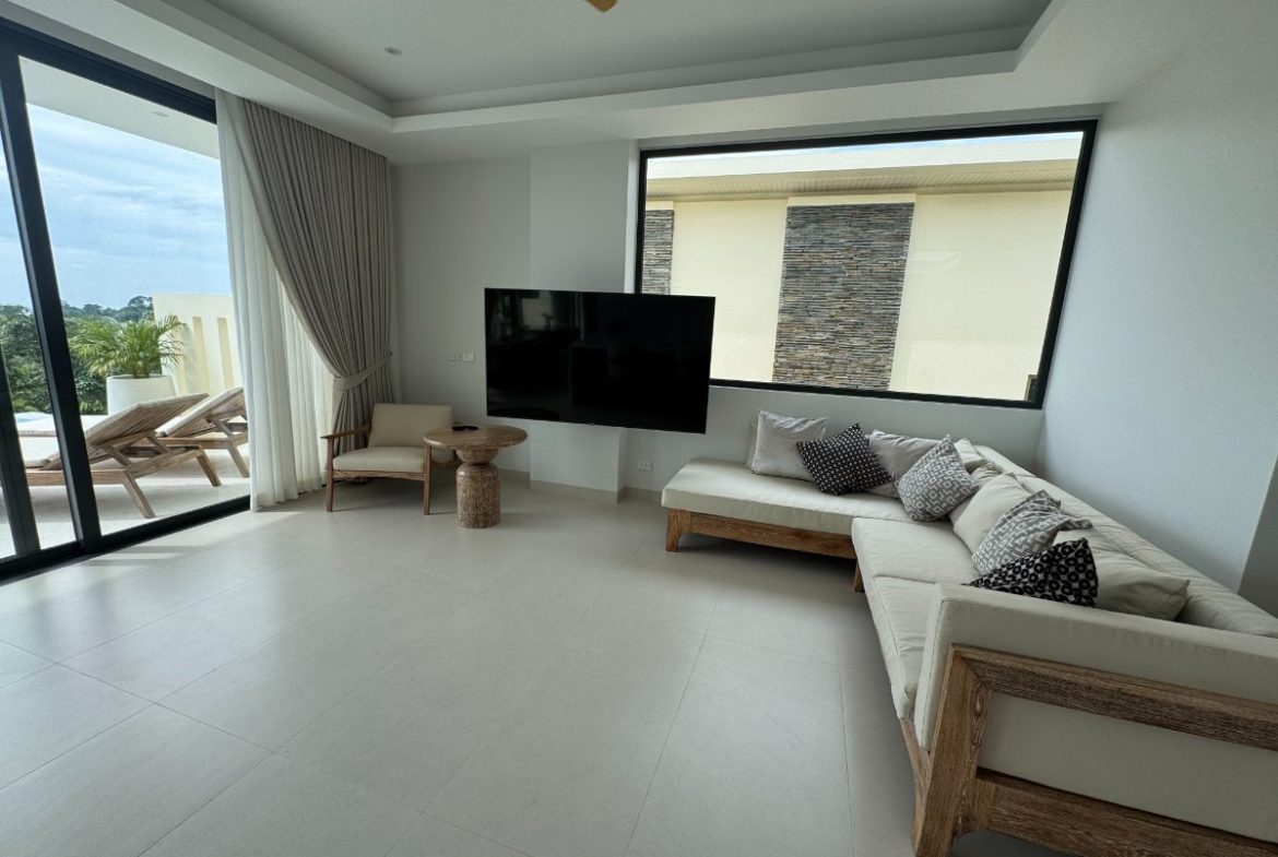 Mandarin Villa Nai Thon Beach
