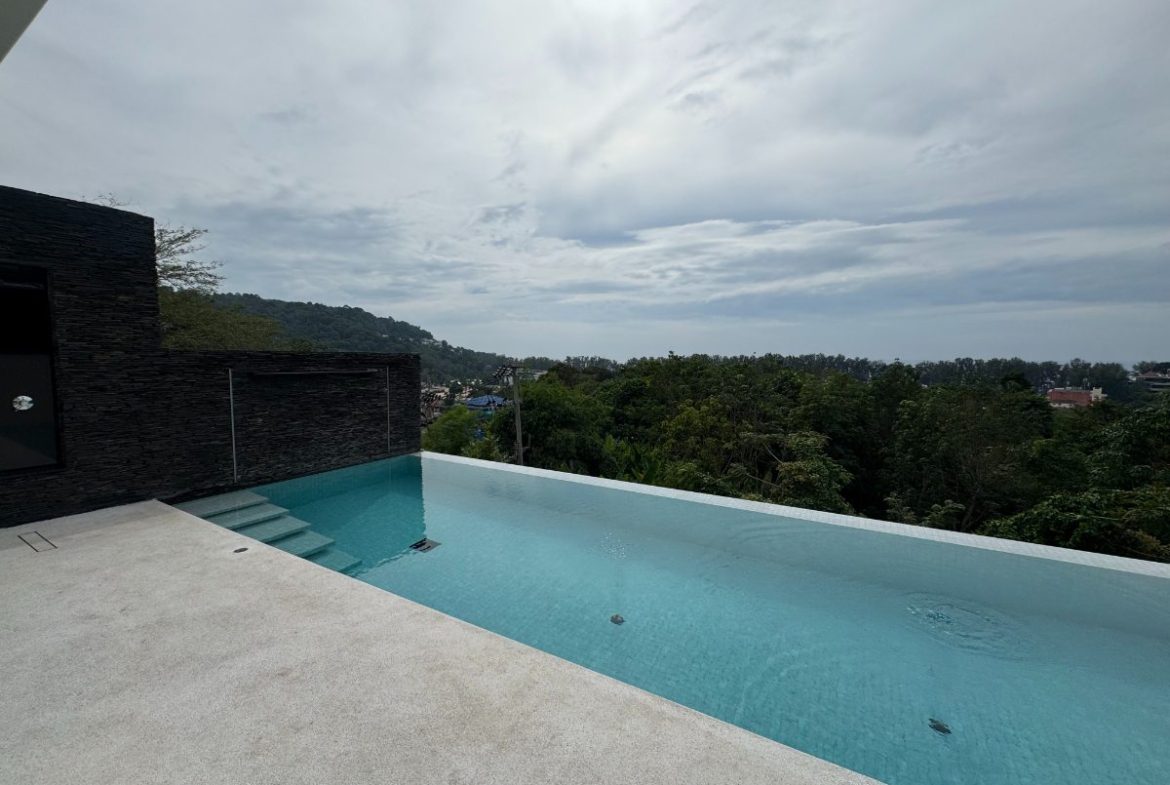 Mandarin Villa Nai Thon Beach