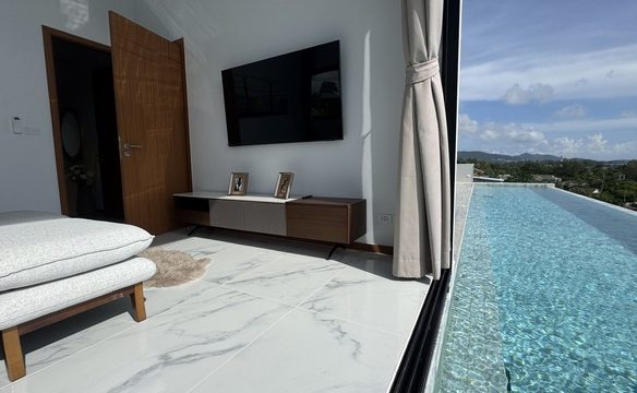 5 Bedroom Sea View Villa in Layan, Phuket