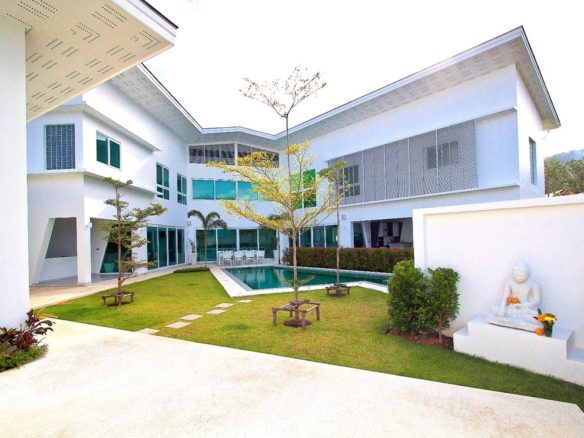Modern Luxury Family Pool Villa South of Phuket