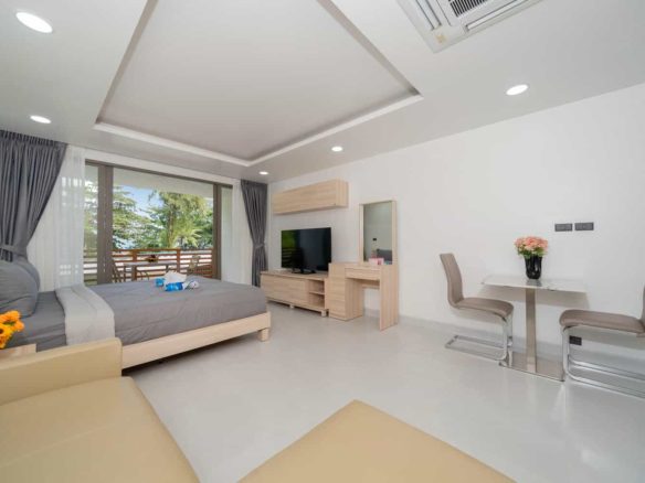 Beachfront Studio Living with Direct Access to Nakalay Bay – Kamala, Phuket
