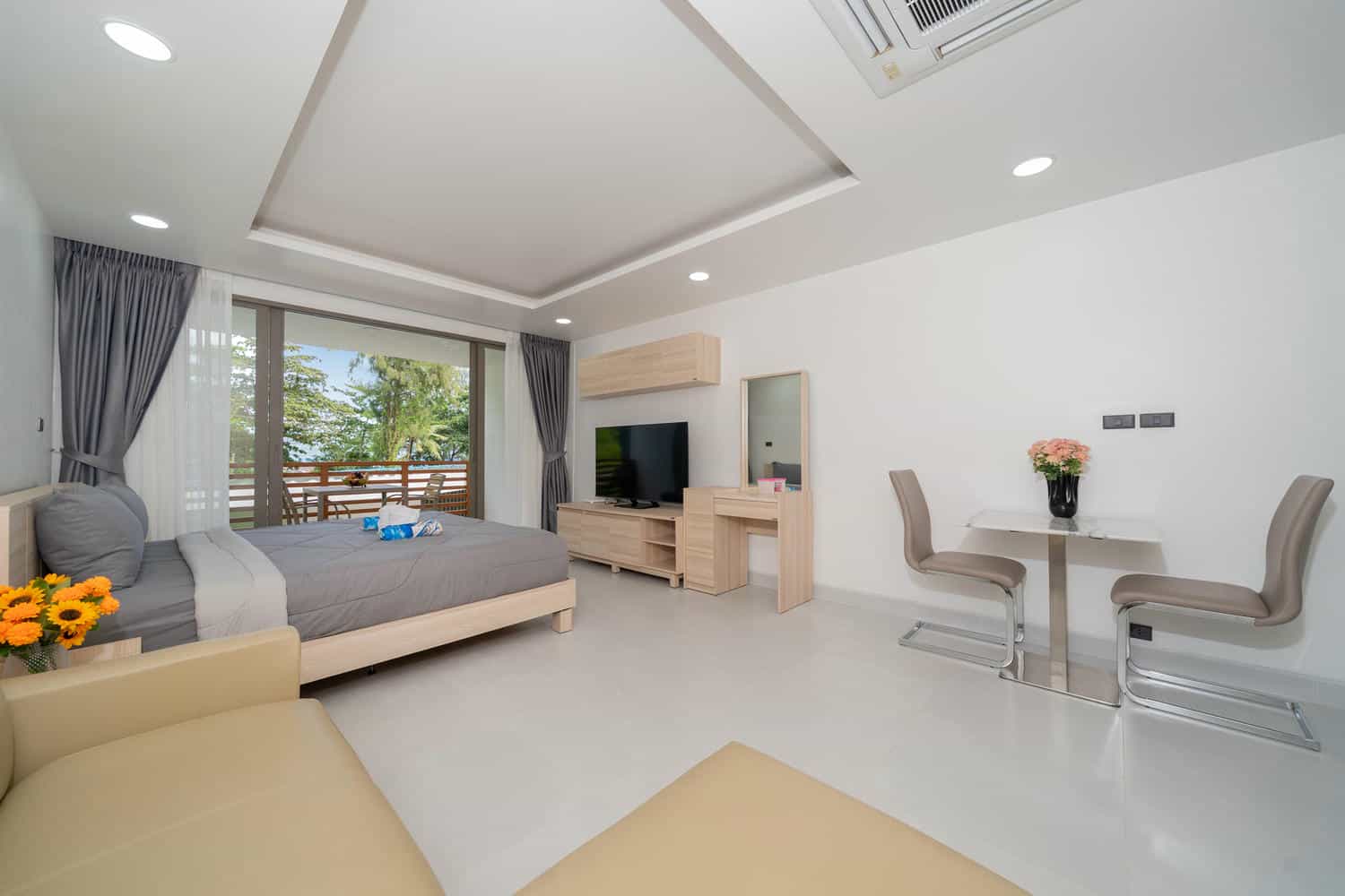 Nakalay 104 (10) Beachfront Studio Living with Direct Access to Nakalay Bay – Kamala, Phuket