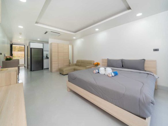 Beachfront Studio Living with Direct Access to Nakalay Bay – Kamala, Phuket