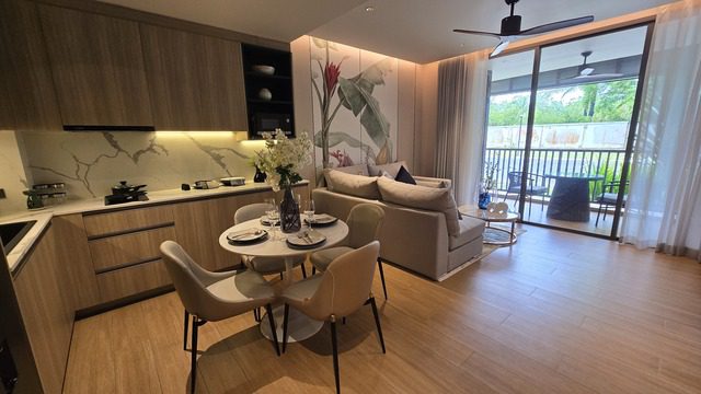 One bedroom Condominiums Rooftop Skypools in Laguna Phuket