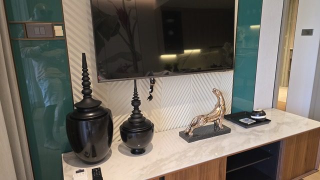 One bedroom Condominiums Rooftop Skypools in Laguna Phuket