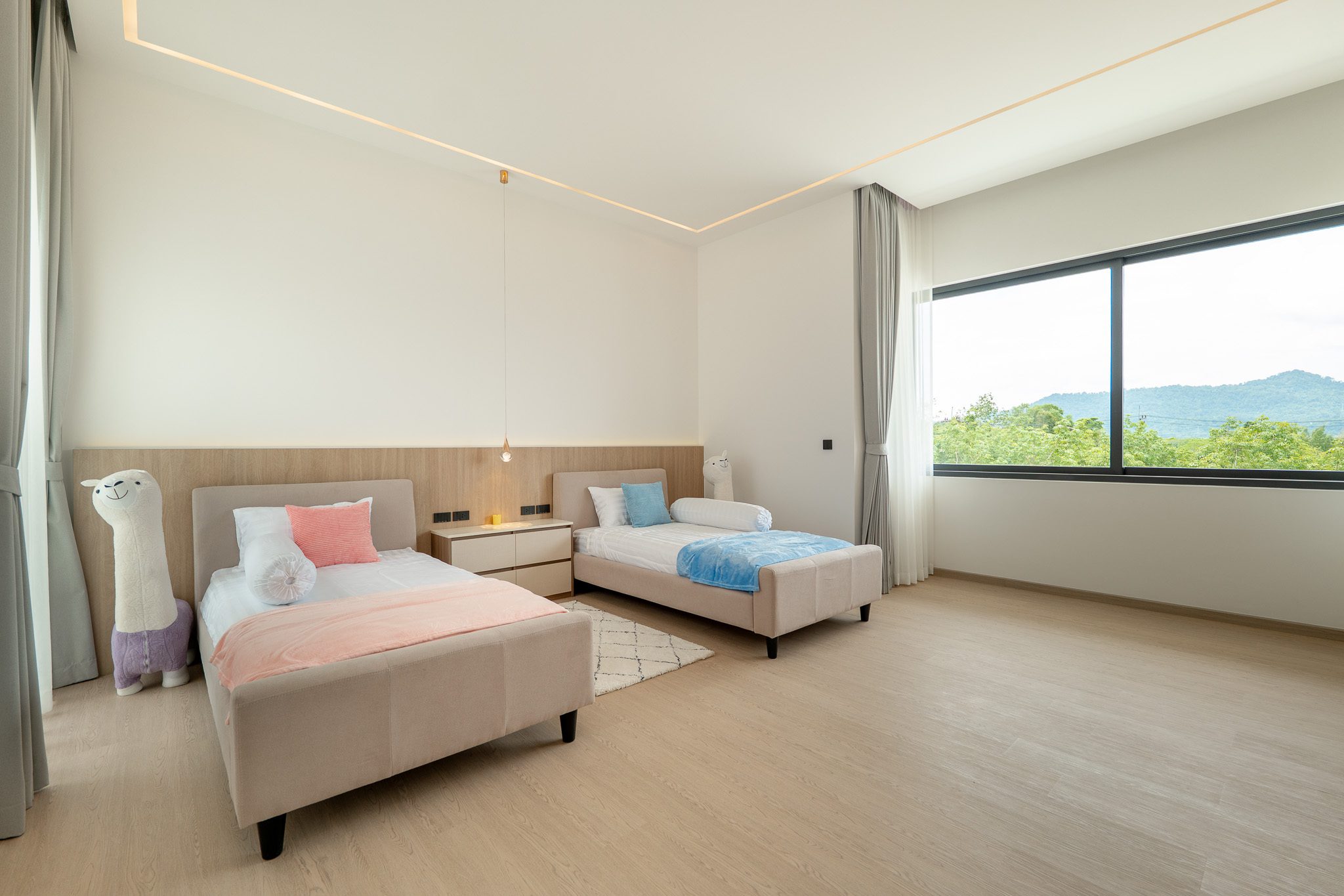 Ready to Move-In 4-Bedroom Smart Pool Villa with Outdoor Jacuzzi – Nai Yang Area