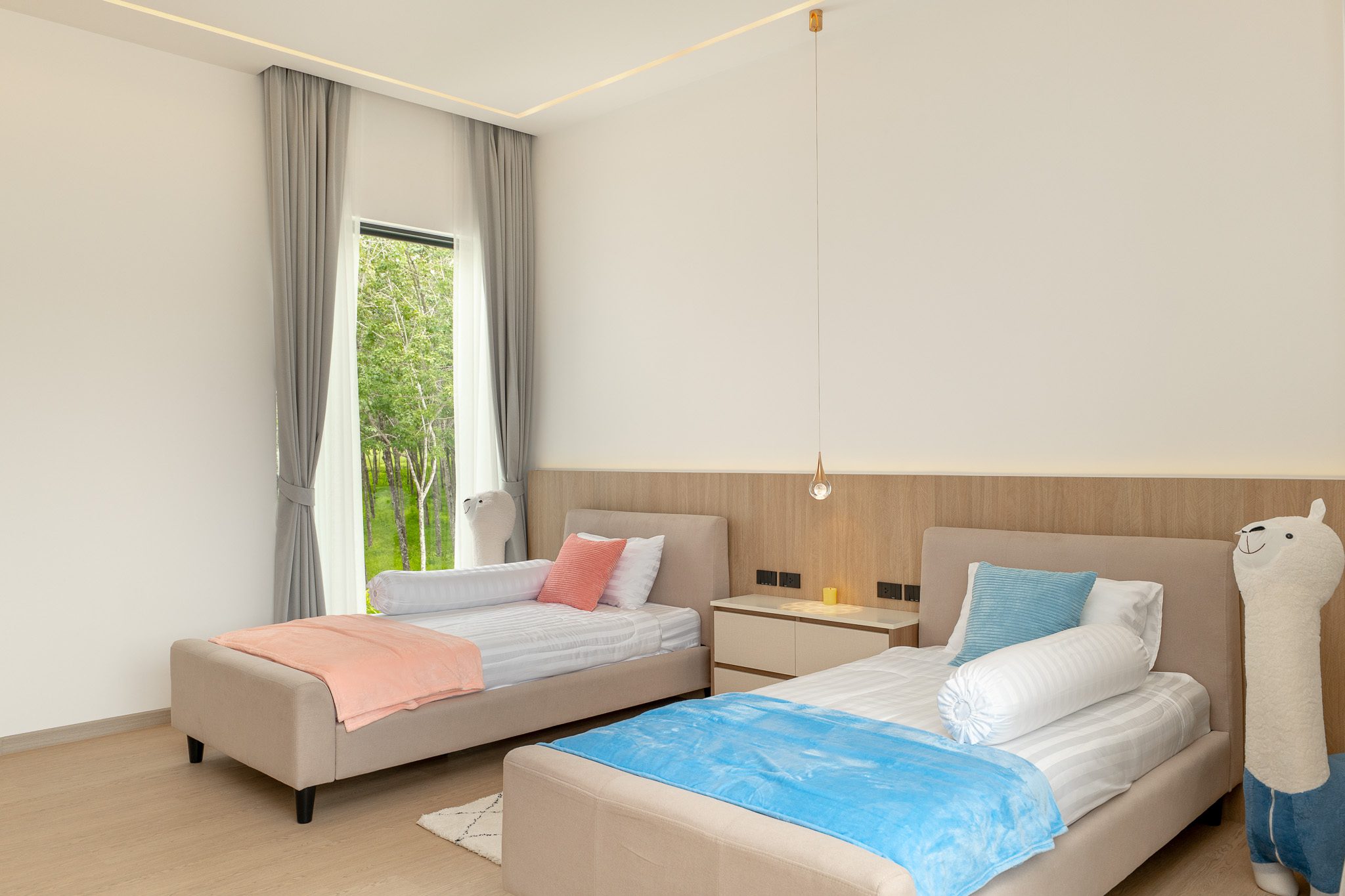 Ready to Move-In 4-Bedroom Smart Pool Villa with Outdoor Jacuzzi – Nai Yang Area