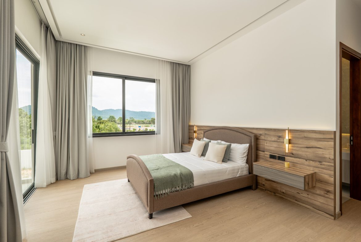 Ready to Move-In 4-Bedroom Smart Pool Villa with Outdoor Jacuzzi – Nai Yang Area
