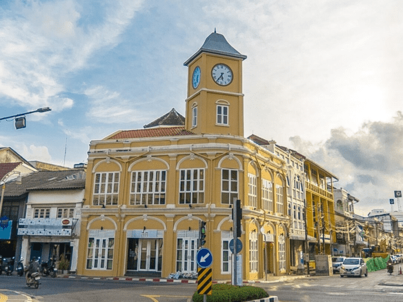 Smart Living Suite (1-Bedroom) – Origin Place Centre Phuket