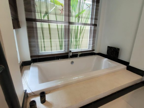 Private Pool Villas for Relaxation at The Kiri Villas