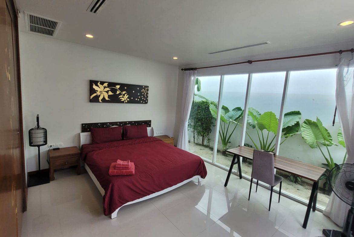 Private Pool Villas for Relaxation at The Kiri Villas