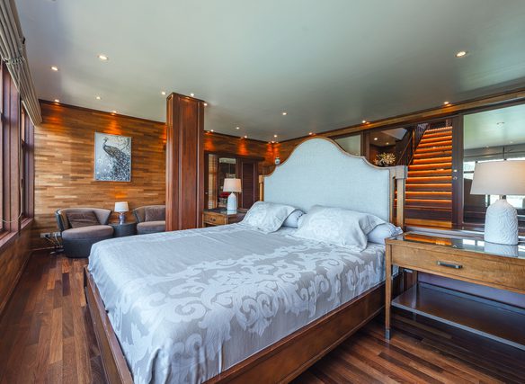 5 Bedroom Seaview Pool Villa in Kamala Beach