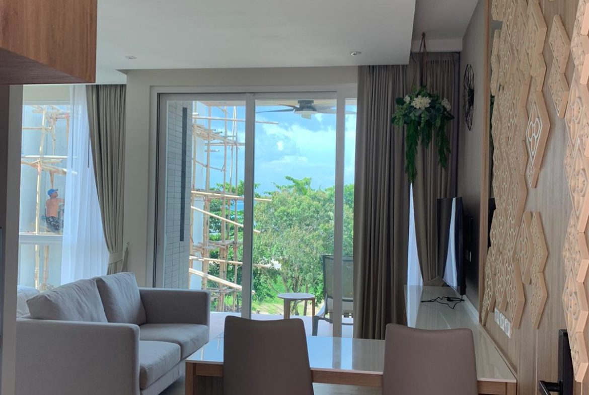 Smart Home Studio near Airport