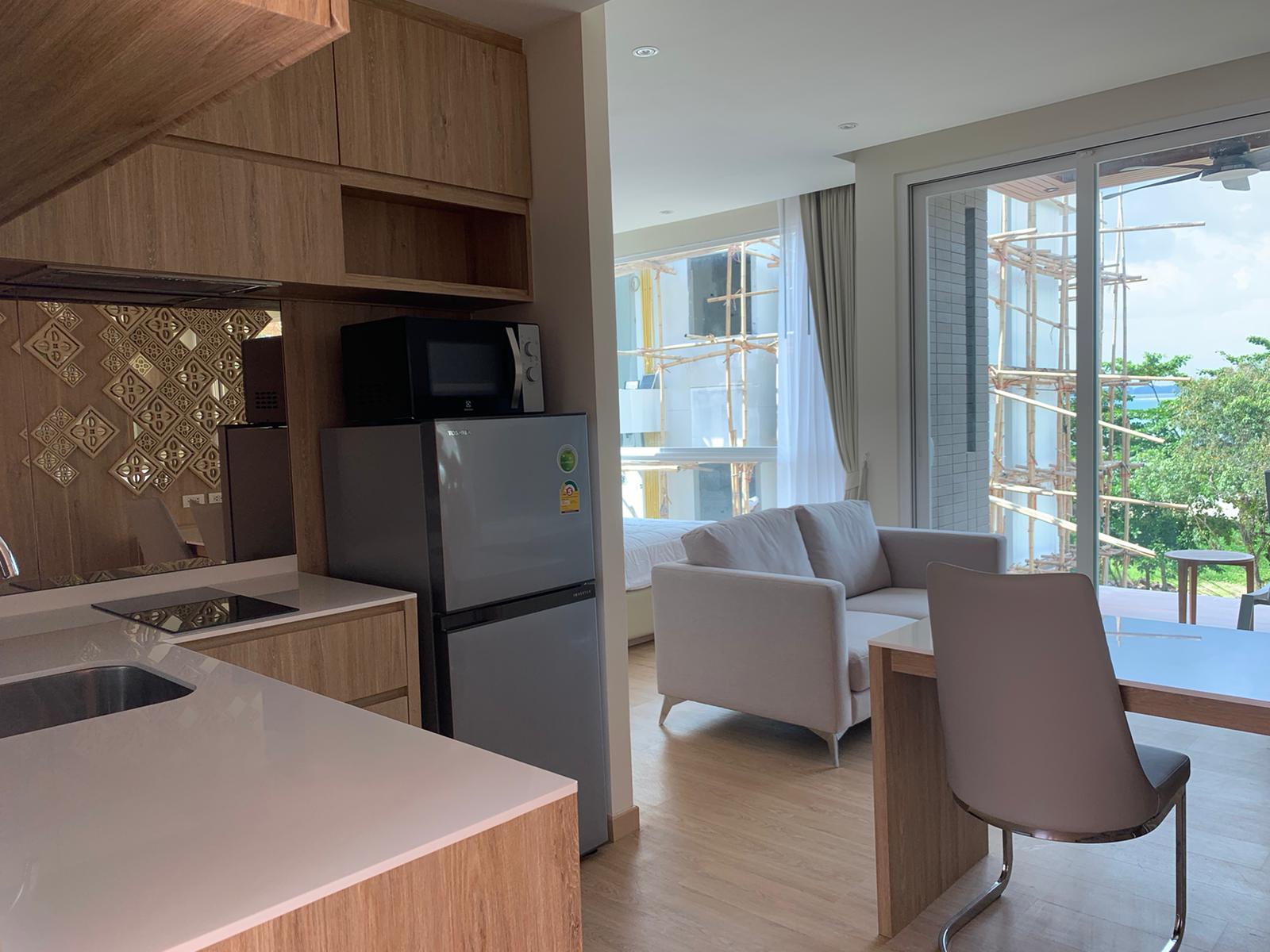 Smart Home Studio near Airport